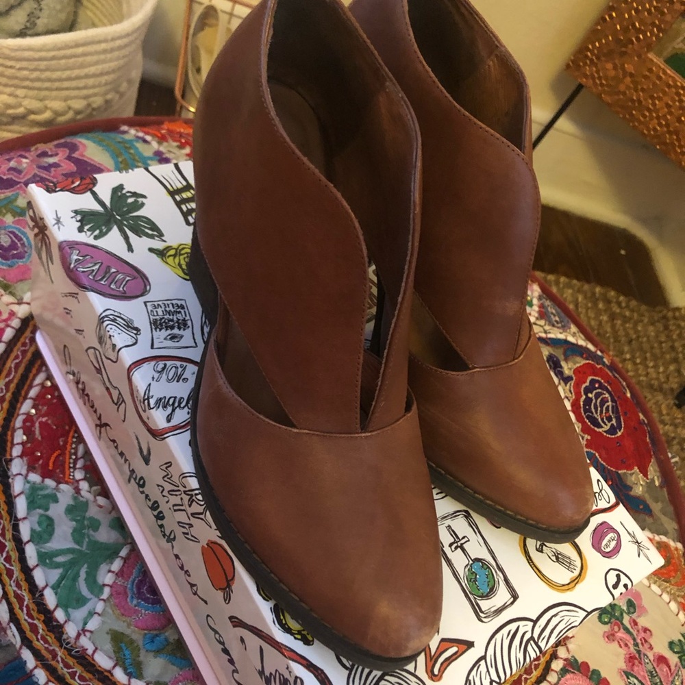 Jeffrey Campbell for Free People V Cutout Boots
